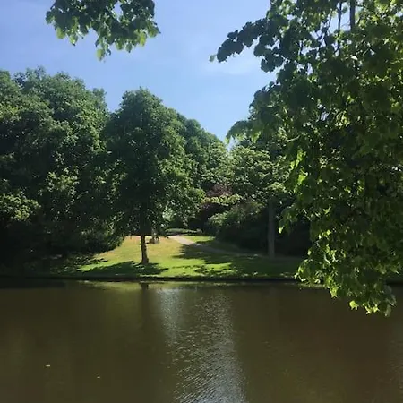 Deborah's Hiding Place شقة